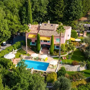 **** Bed & Breakfast Mas Du Roc France